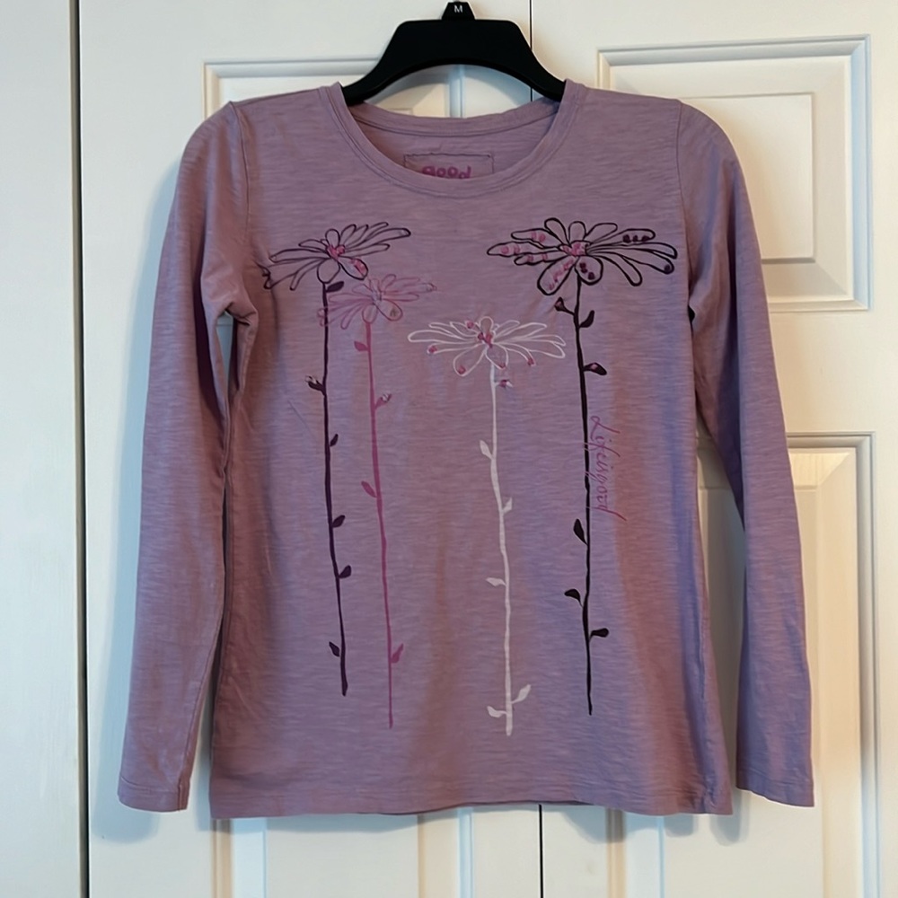 Long-sleeved T shirt